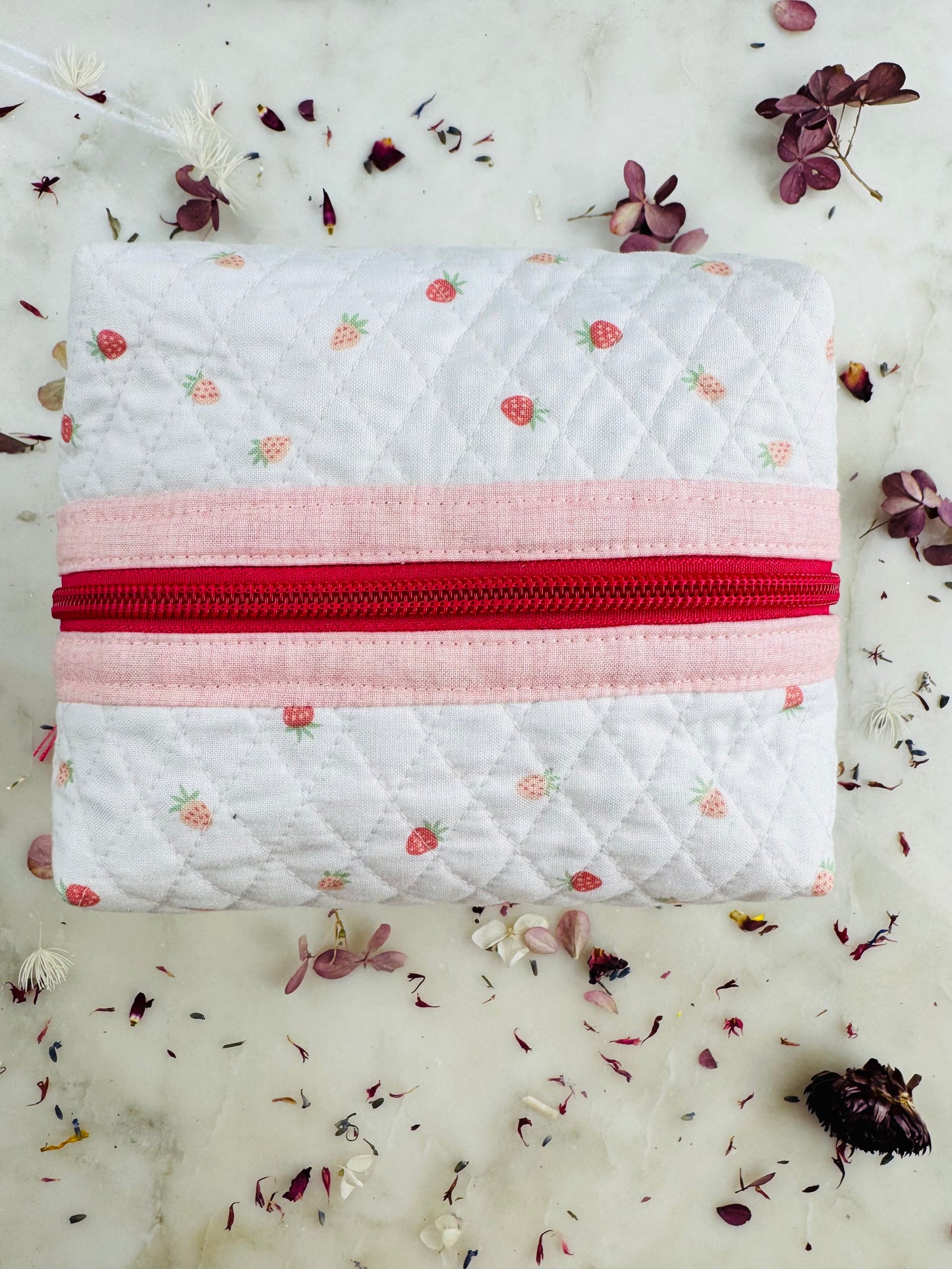 Beauty Bag - Strawberry