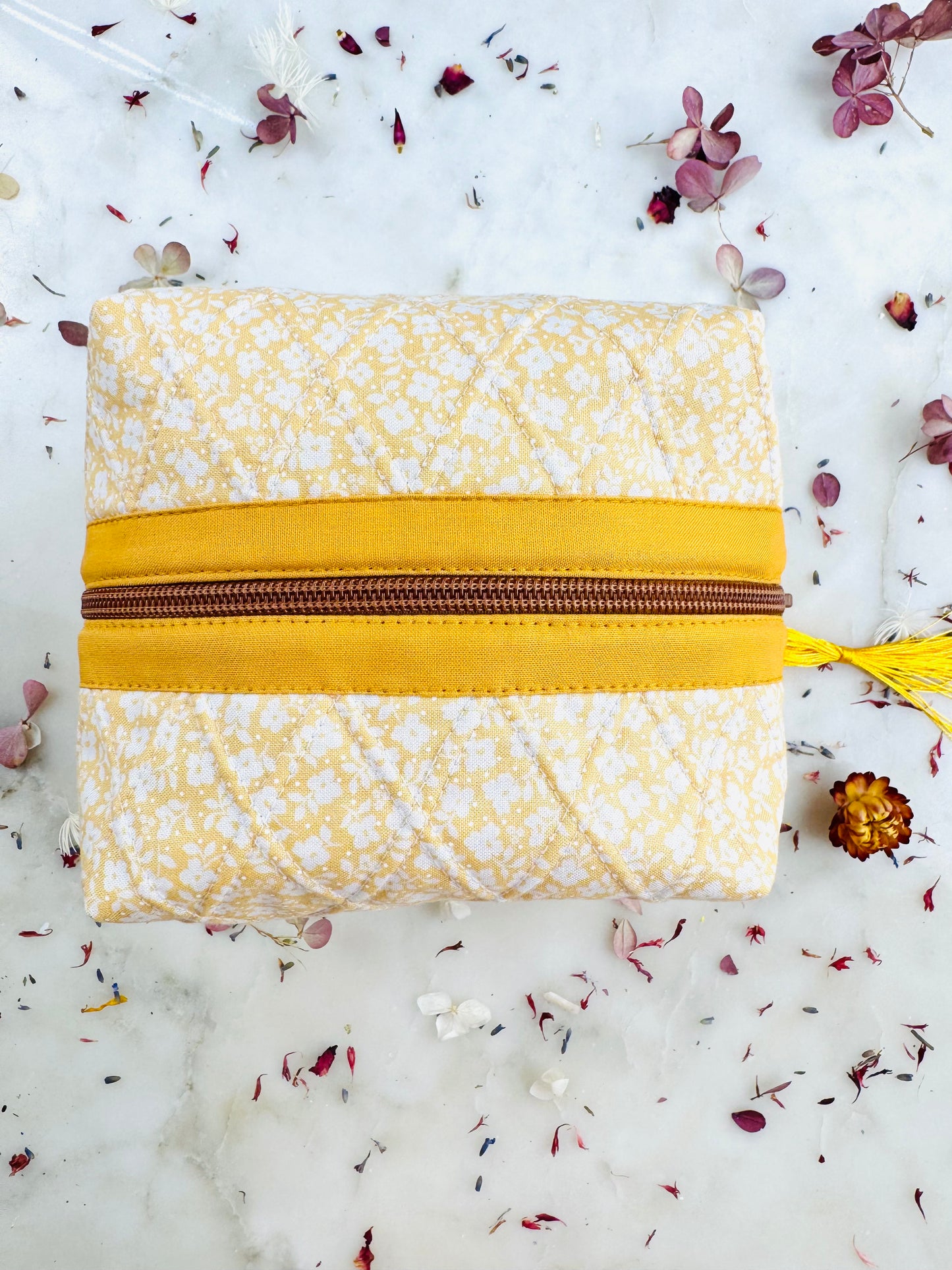Beauty Bag - Mellow Yellow!