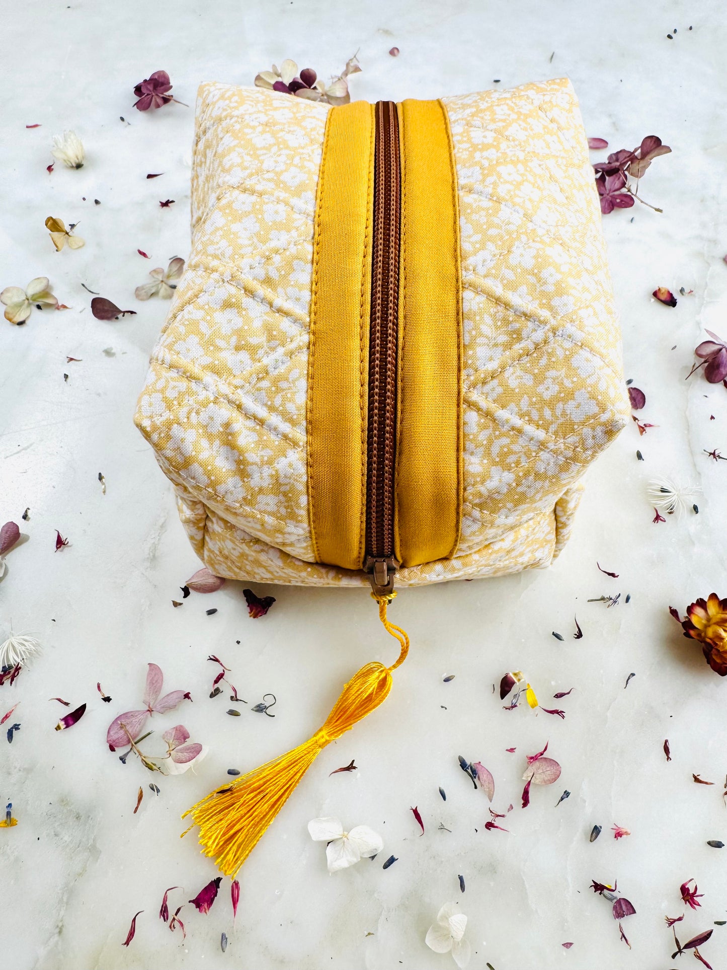 Beauty Bag - Mellow Yellow!